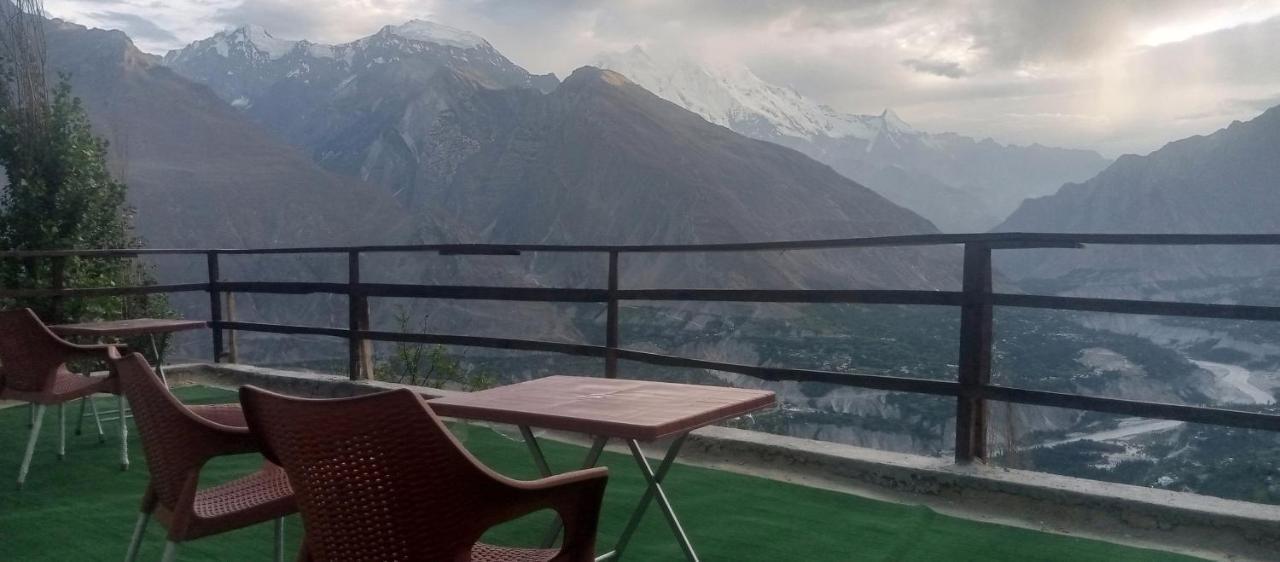 Venus Mountain Resort, Hunza Karimabad  Екстериор снимка
