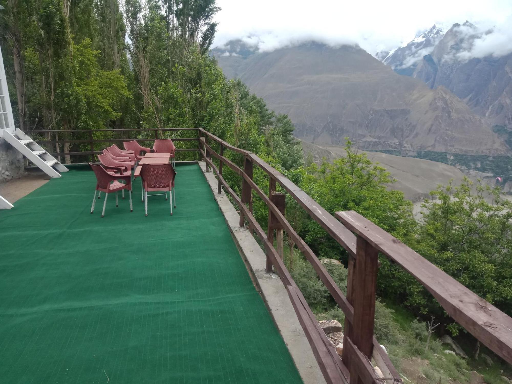 Venus Mountain Resort, Hunza Karimabad  Екстериор снимка