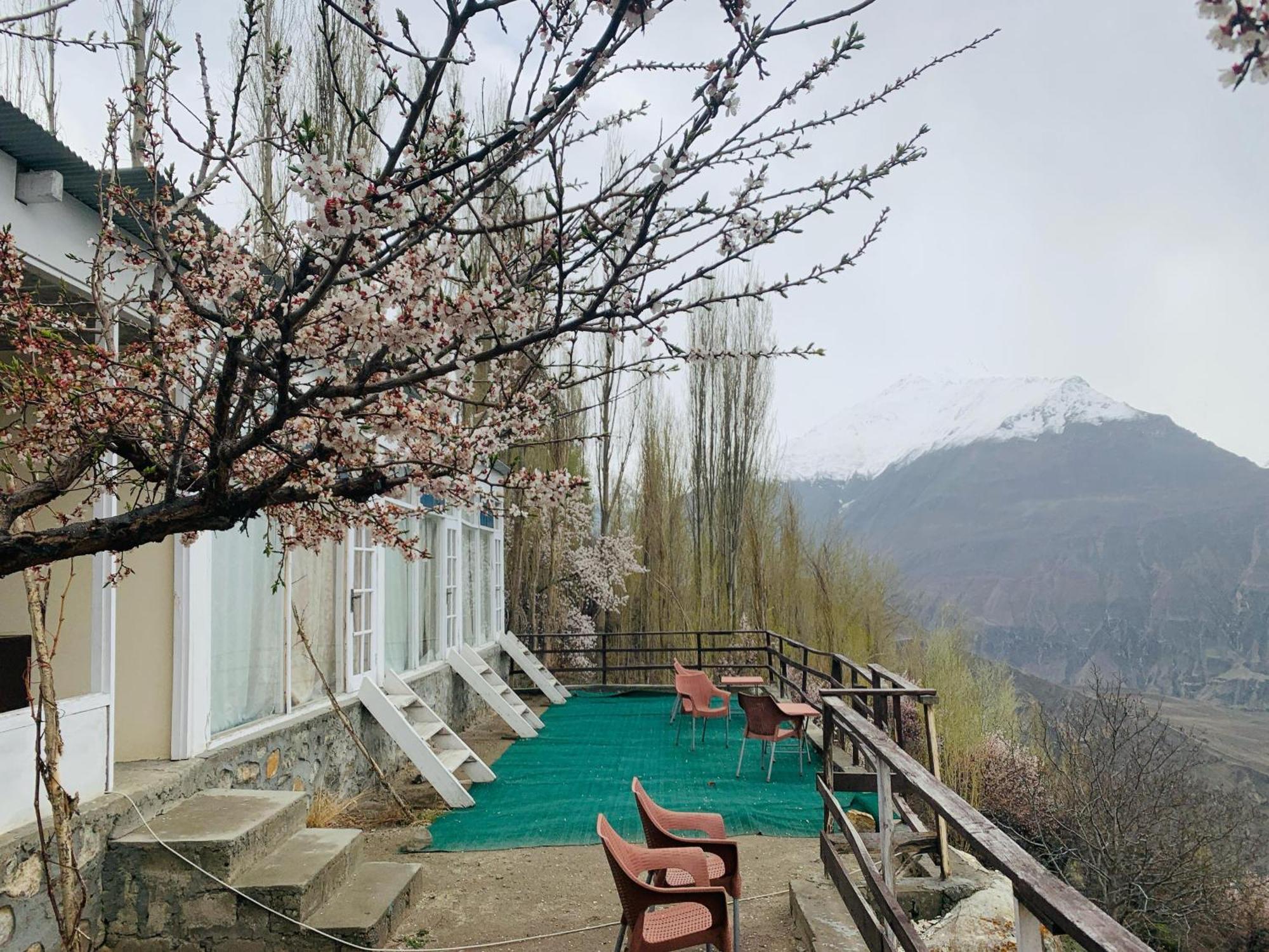 Venus Mountain Resort, Hunza Karimabad  Екстериор снимка