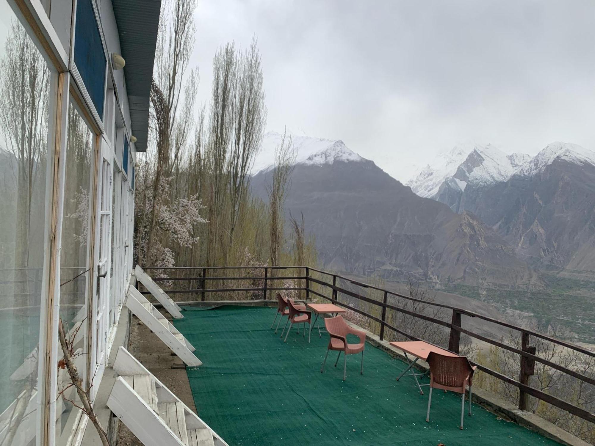 Venus Mountain Resort, Hunza Karimabad  Екстериор снимка